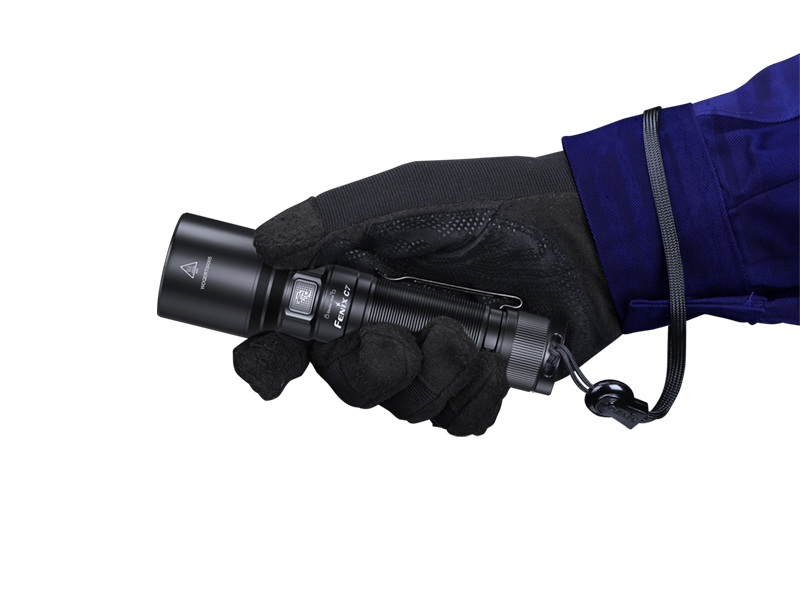 FENİX C7 3000 LÜMEN EL FENERİ