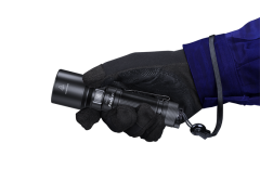 FENİX C7 3000 LÜMEN EL FENERİ